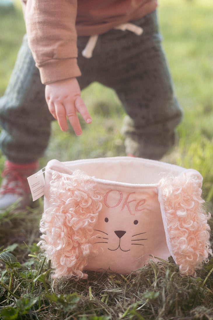 Gepersonaliseerd paasmandje konijn